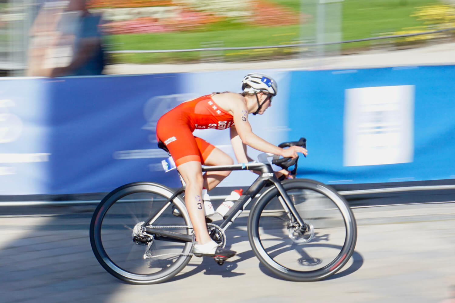 Julie Derron — Zwitserse triatlete