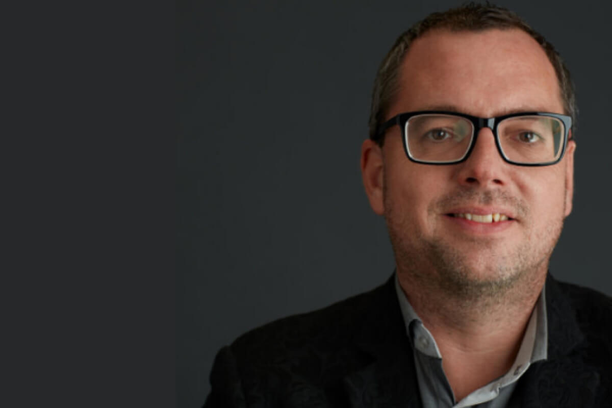 Dr. Roy Raymann, slaapneurowetenschapper en deskundige op het gebied van ambulante (slaap)technologie, gepromoveerd in slaap en thermoregulatie, oprichter van SleepCzar