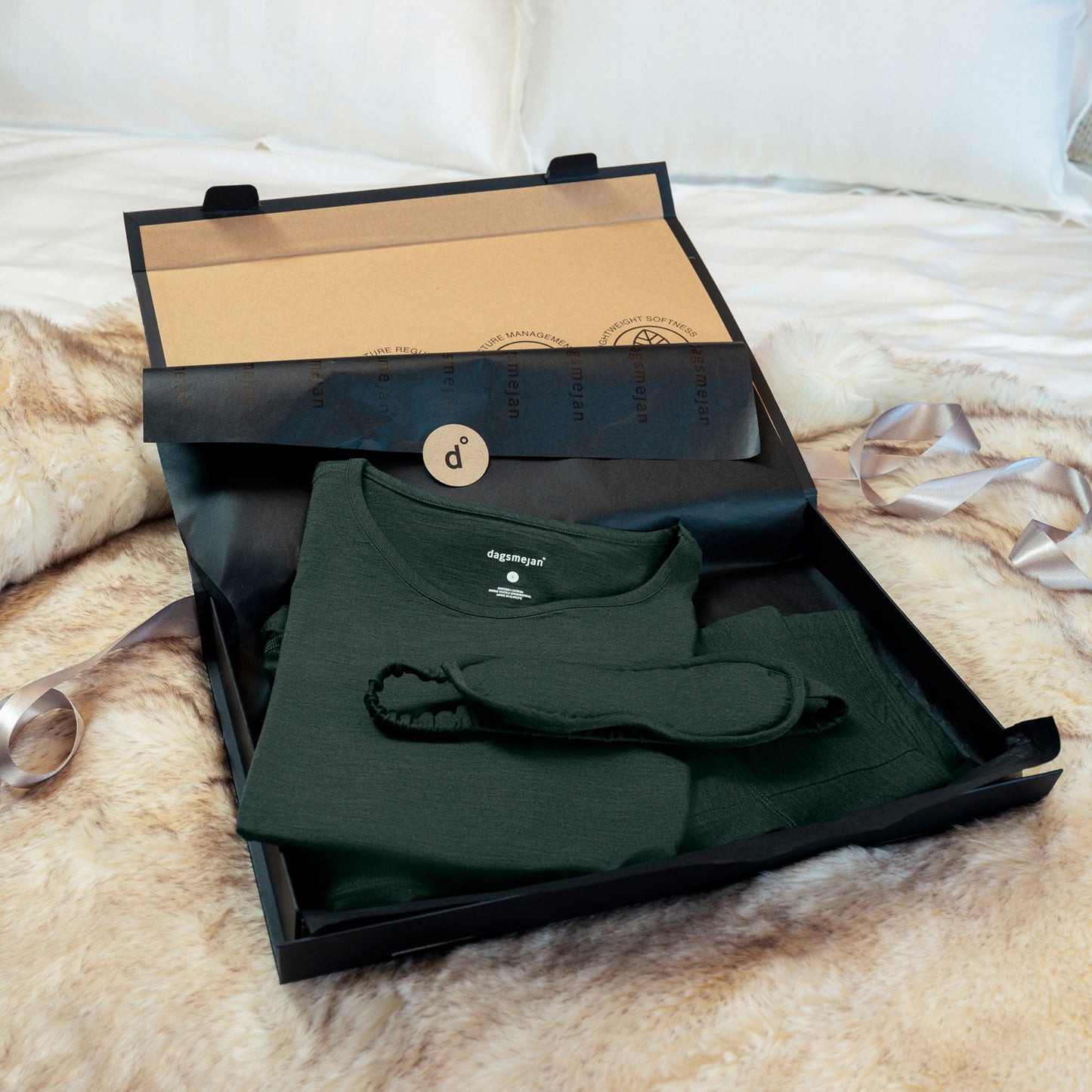 Warming pajamas women || Emerald
