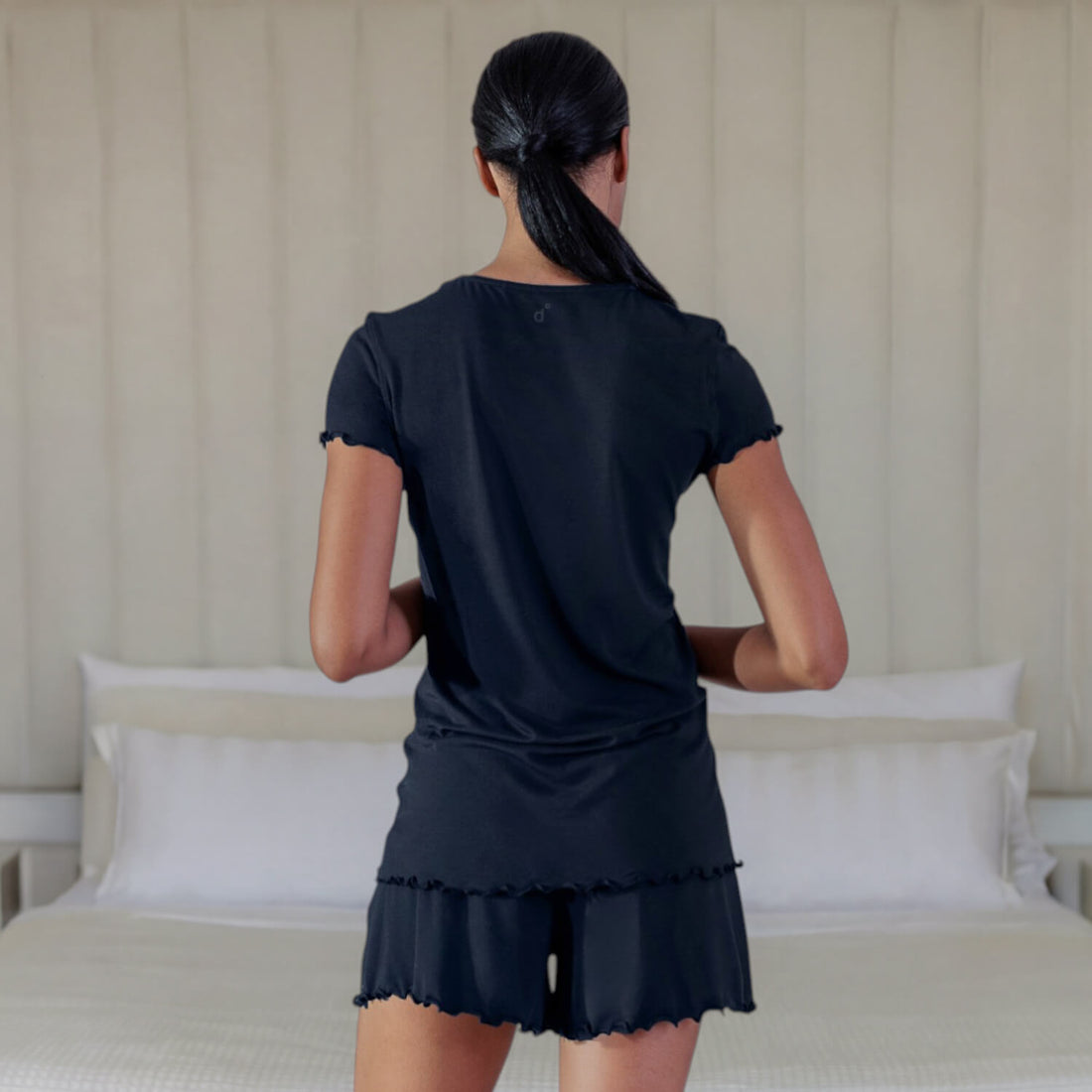 Collagen infused sleepwear for women || Navy blue
