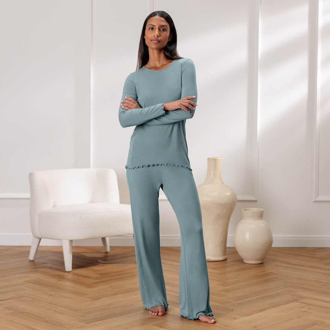 Women's sleepwear for skin renewal || Frosted sage