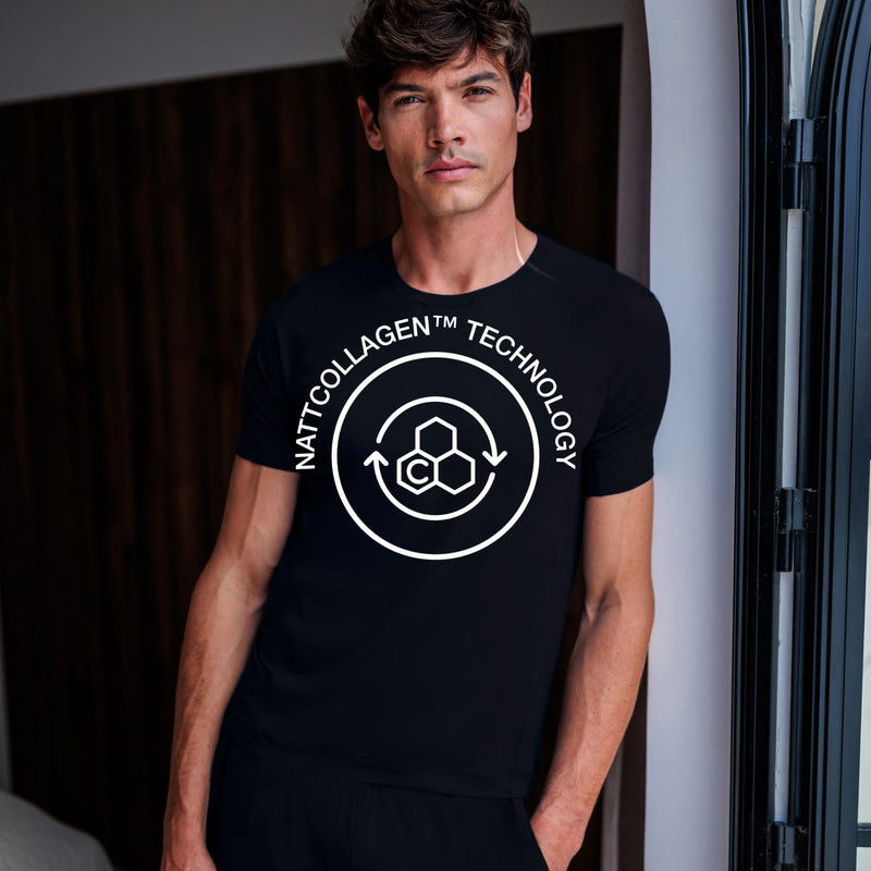 A hydration-supporting microclimate, built into the fabric