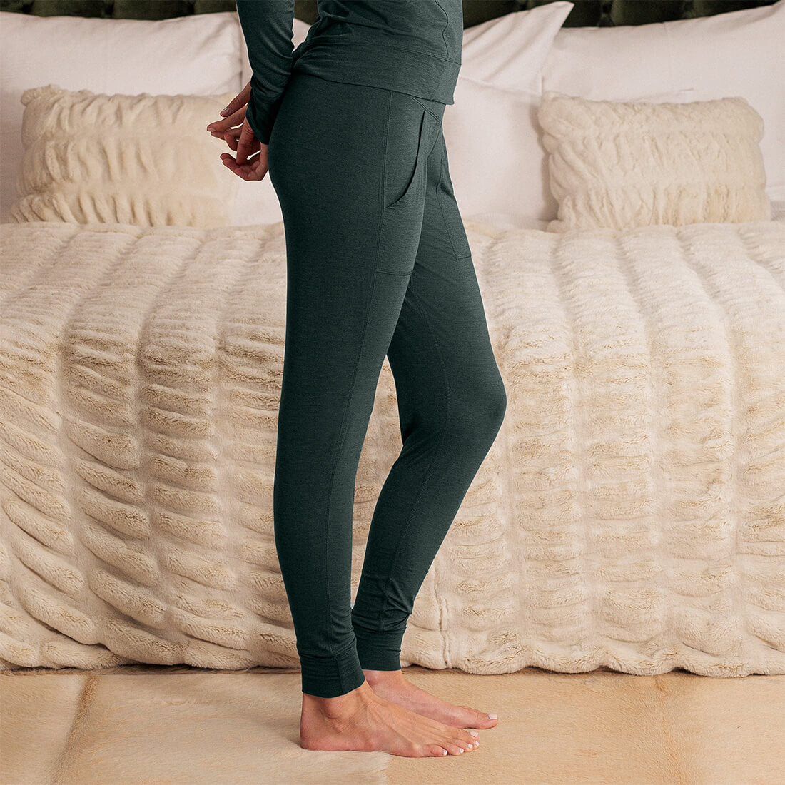 Merino wool pajamas pants women || Emerald