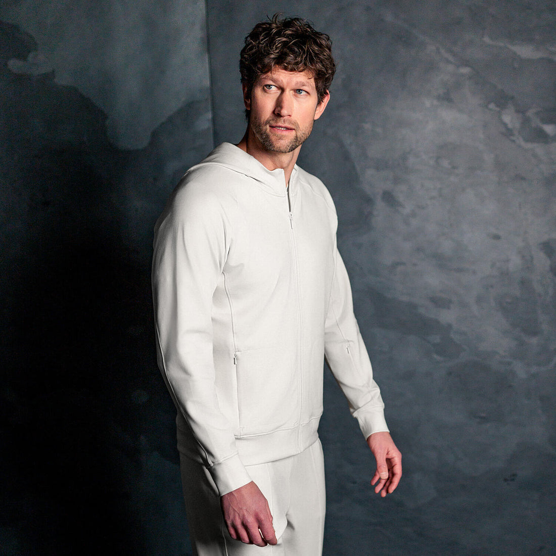 Travel jacket men || Sandstone
