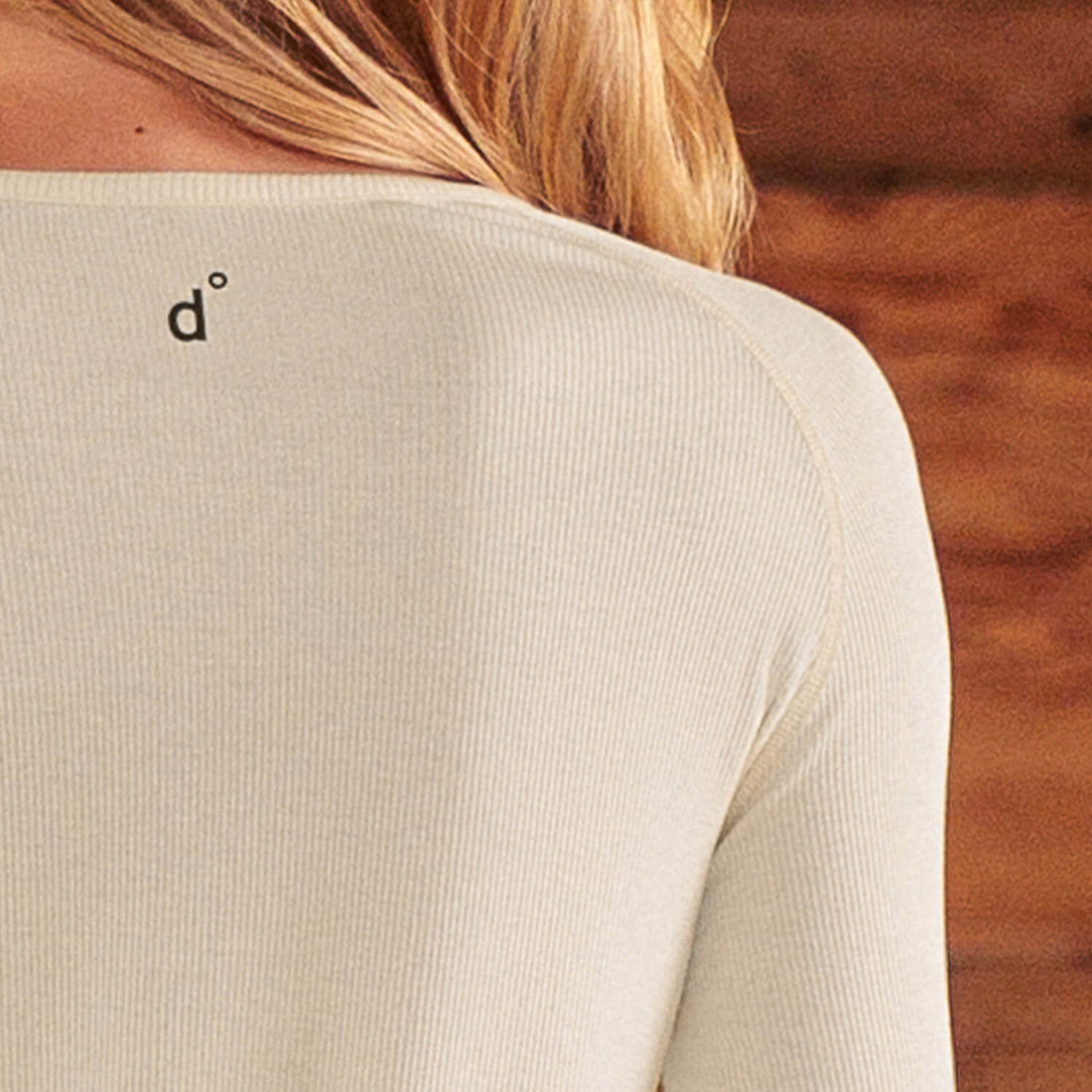 Temperature regulating pajama top || Sandstone