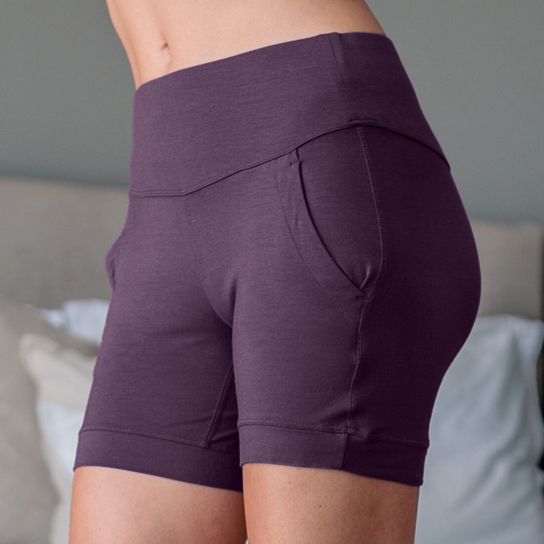 Balance shorts women || Deep ruby