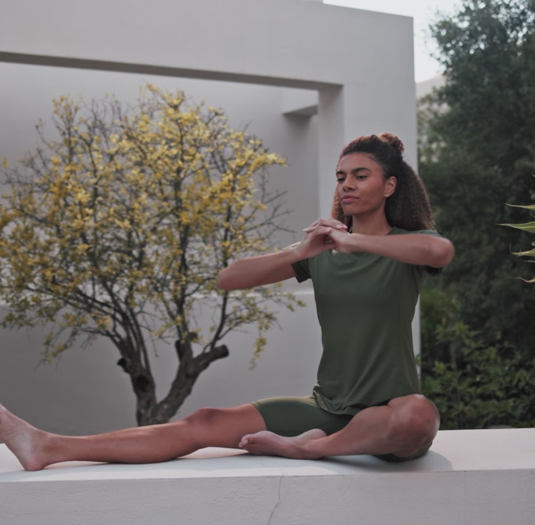 Recovery Womens T-shirt || Olive green