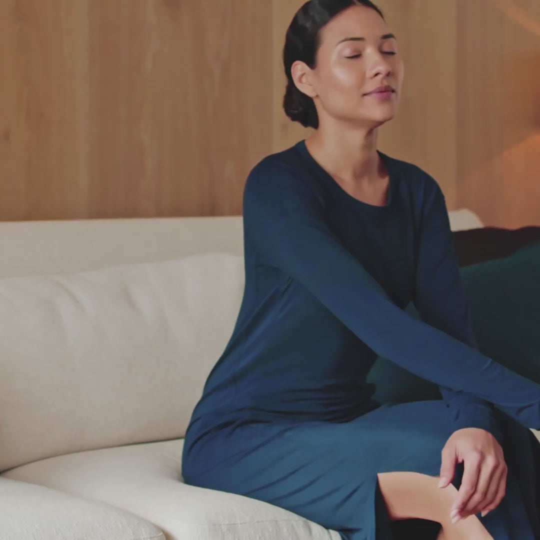 Moisture wicking nightgown || Midnight blue
