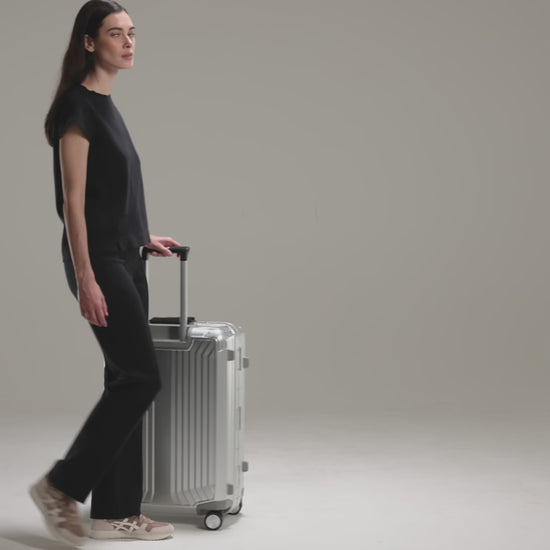 Comfortable travel wear t-shirt || Black