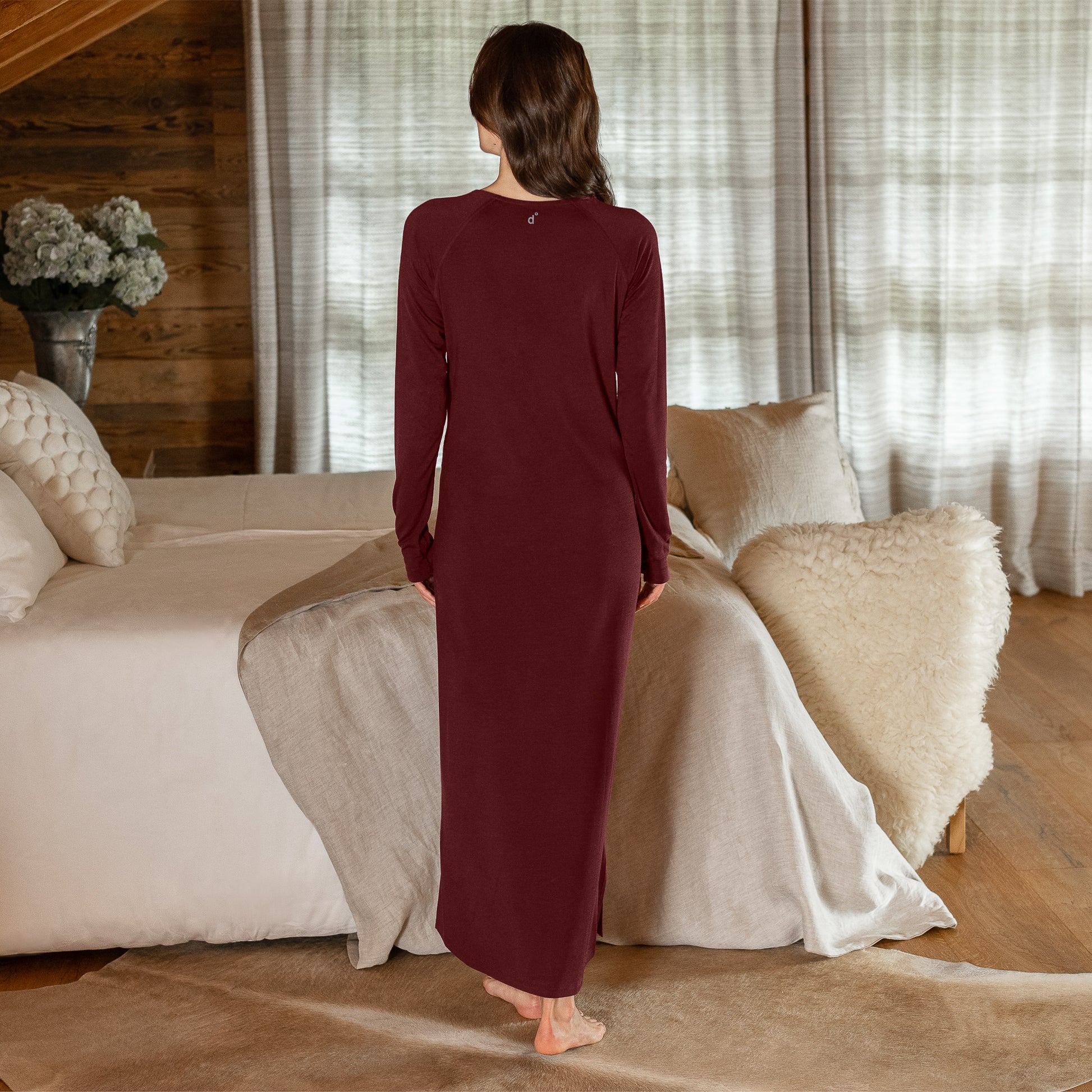 Merino nightgown || Deep burgundy