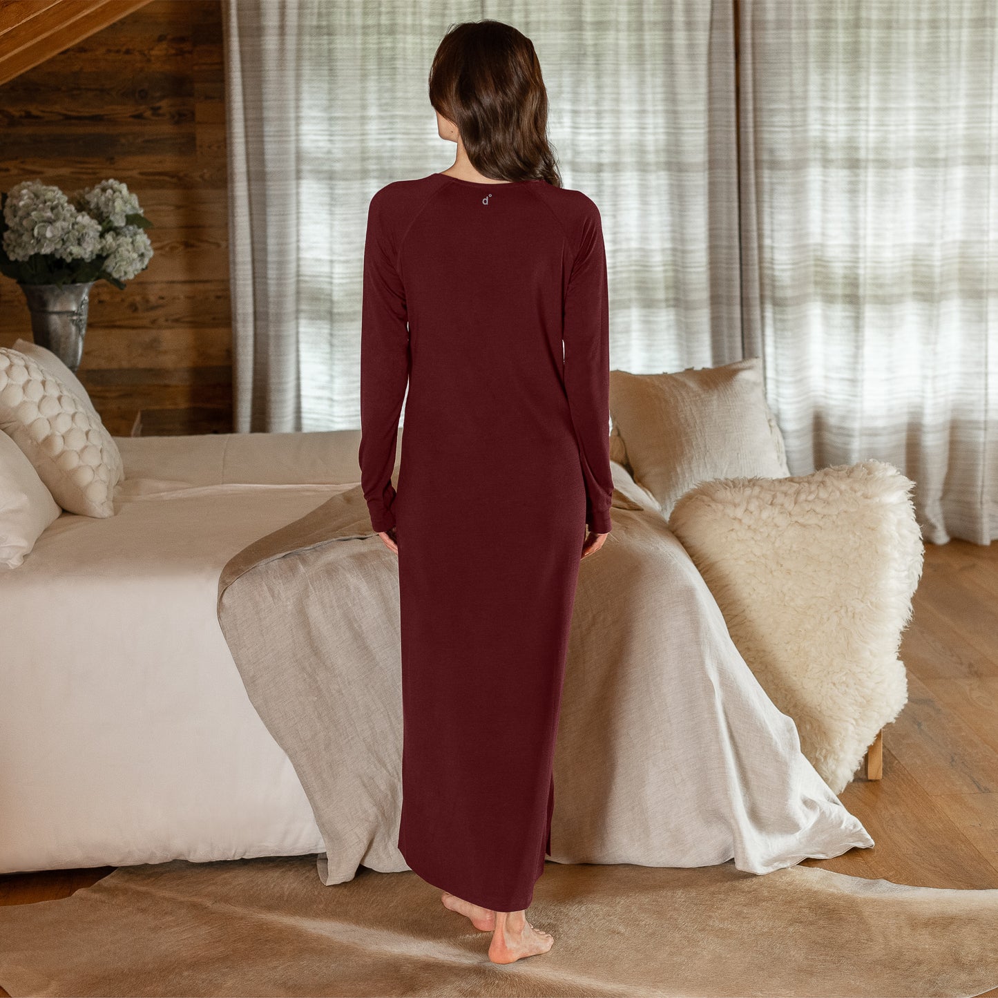 Merino nightgown || Deep burgundy